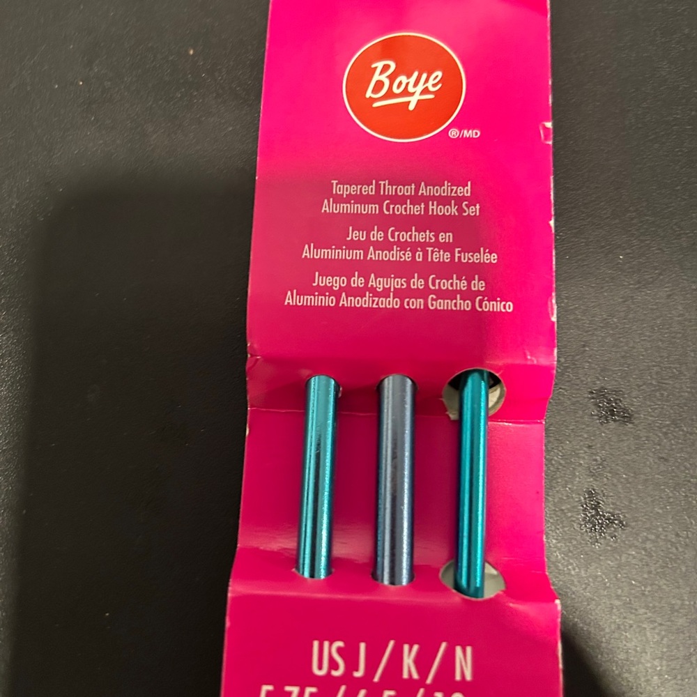 Aluminum Crochet Hook Set - Blue and Silver